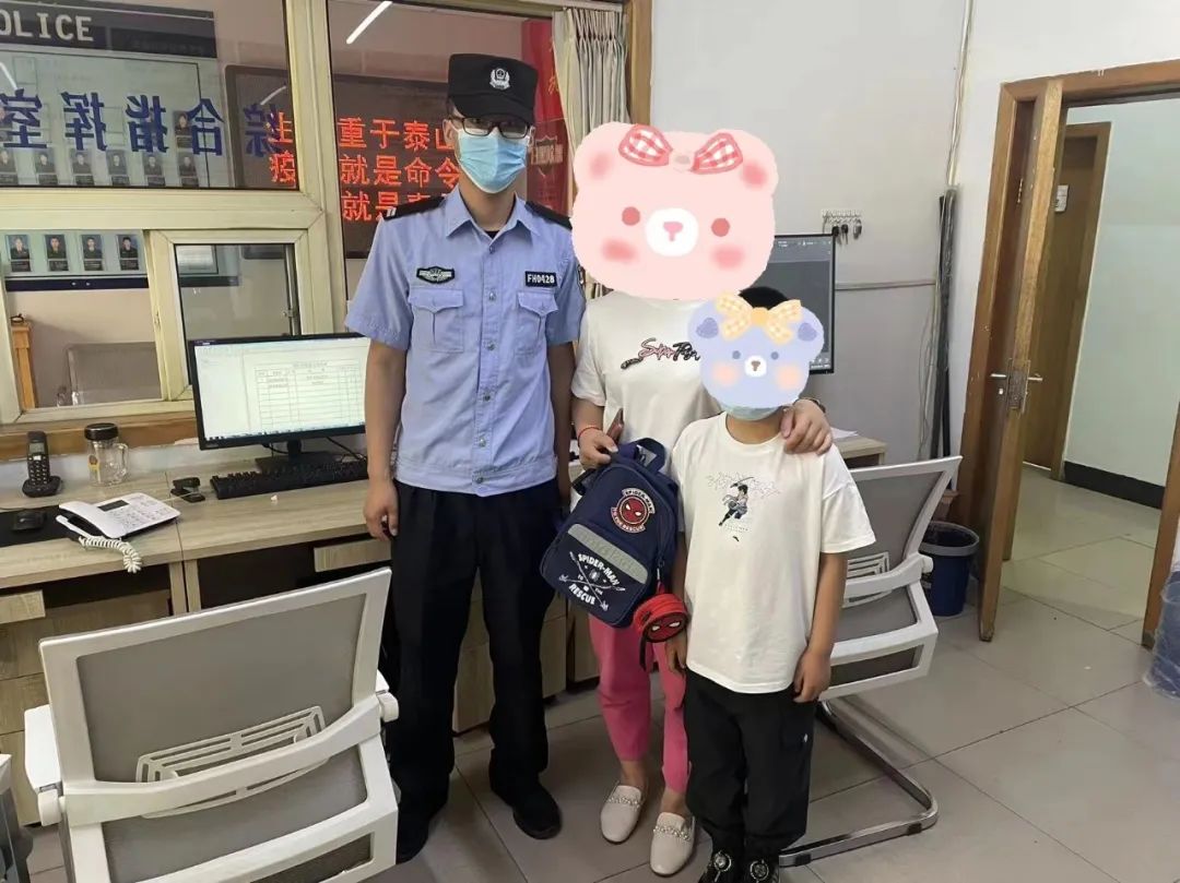 DƬ